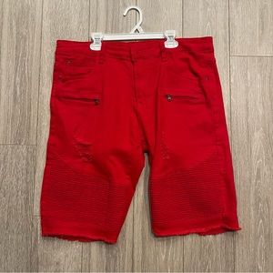 Baggy Red Jorts